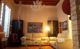 Casa Familiar CD